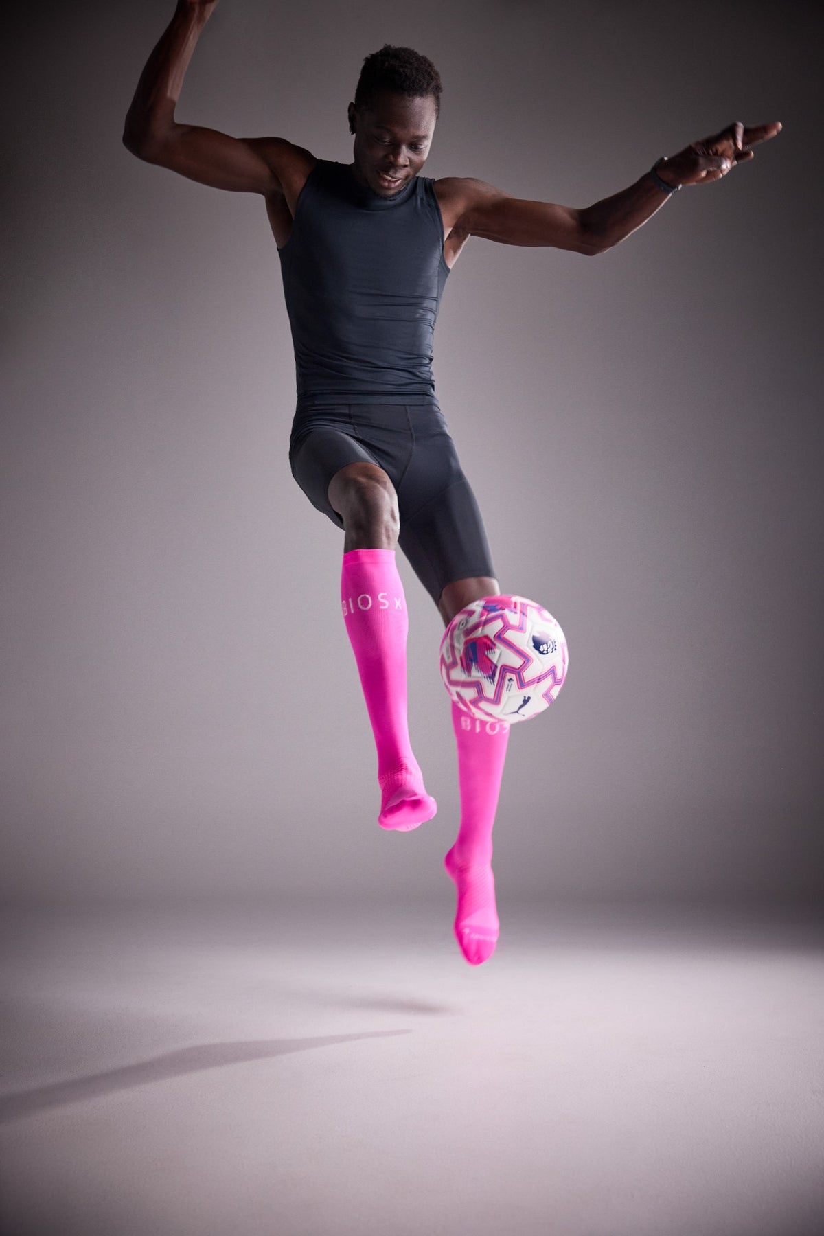 BIOSx Elite Performance Compression Socks - Neon Pink